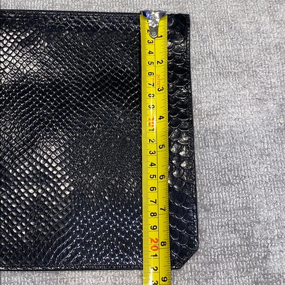 Etienne Aigner leather wristlet - Picture 7 of 8